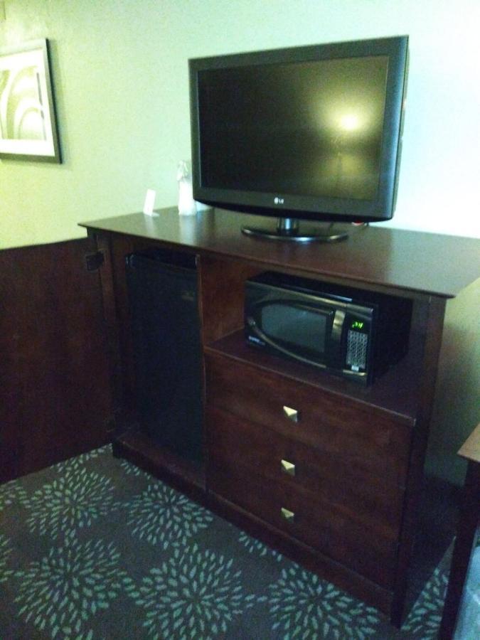 Standard Room Two Queen Beds
