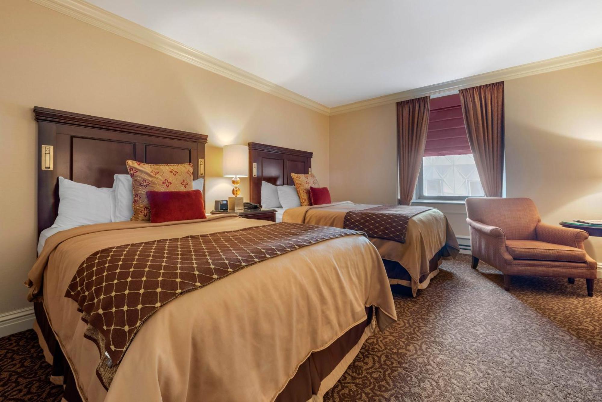 Deluxe Room Two Double Beds