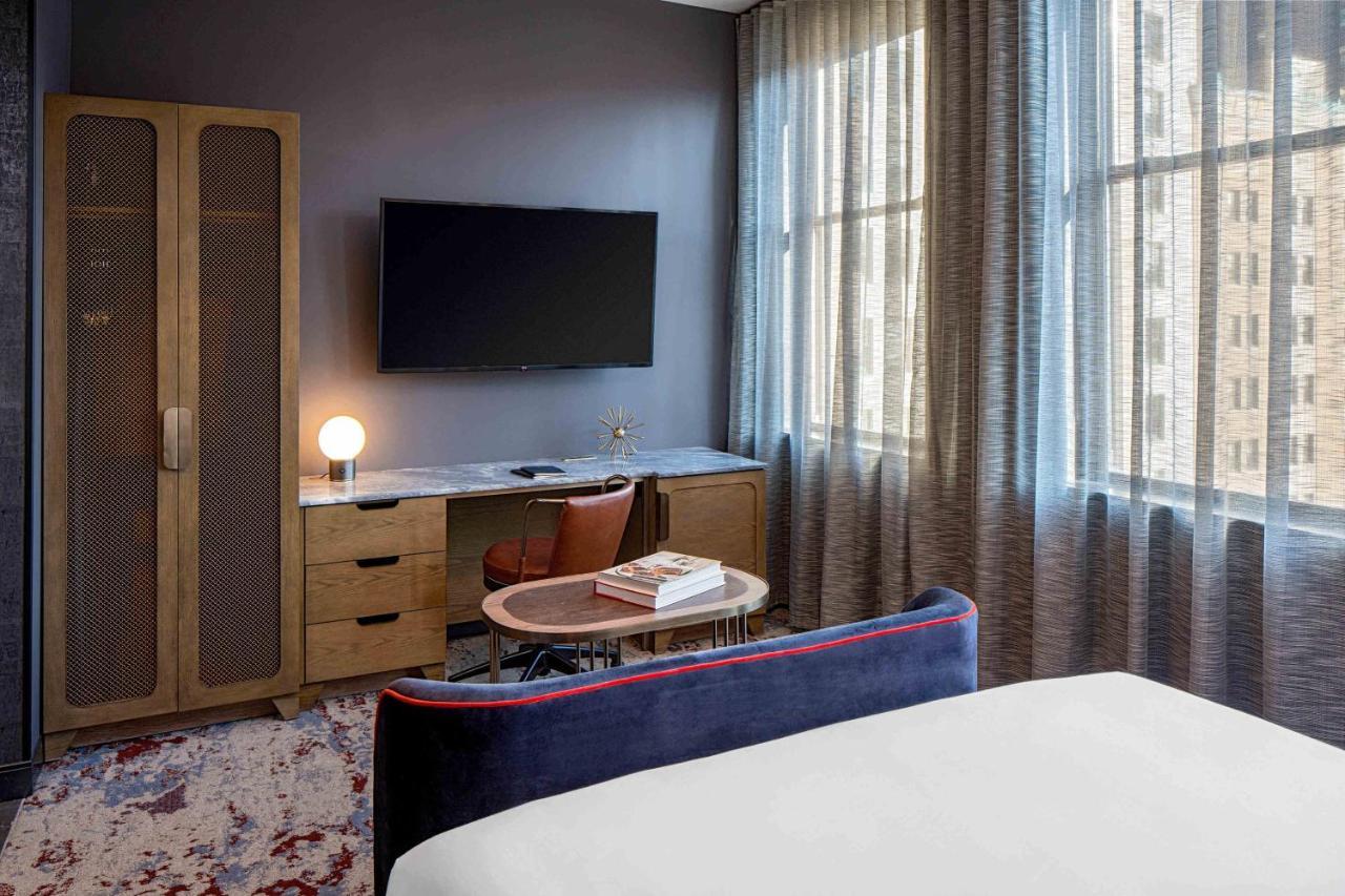 Guest room 1 Queen