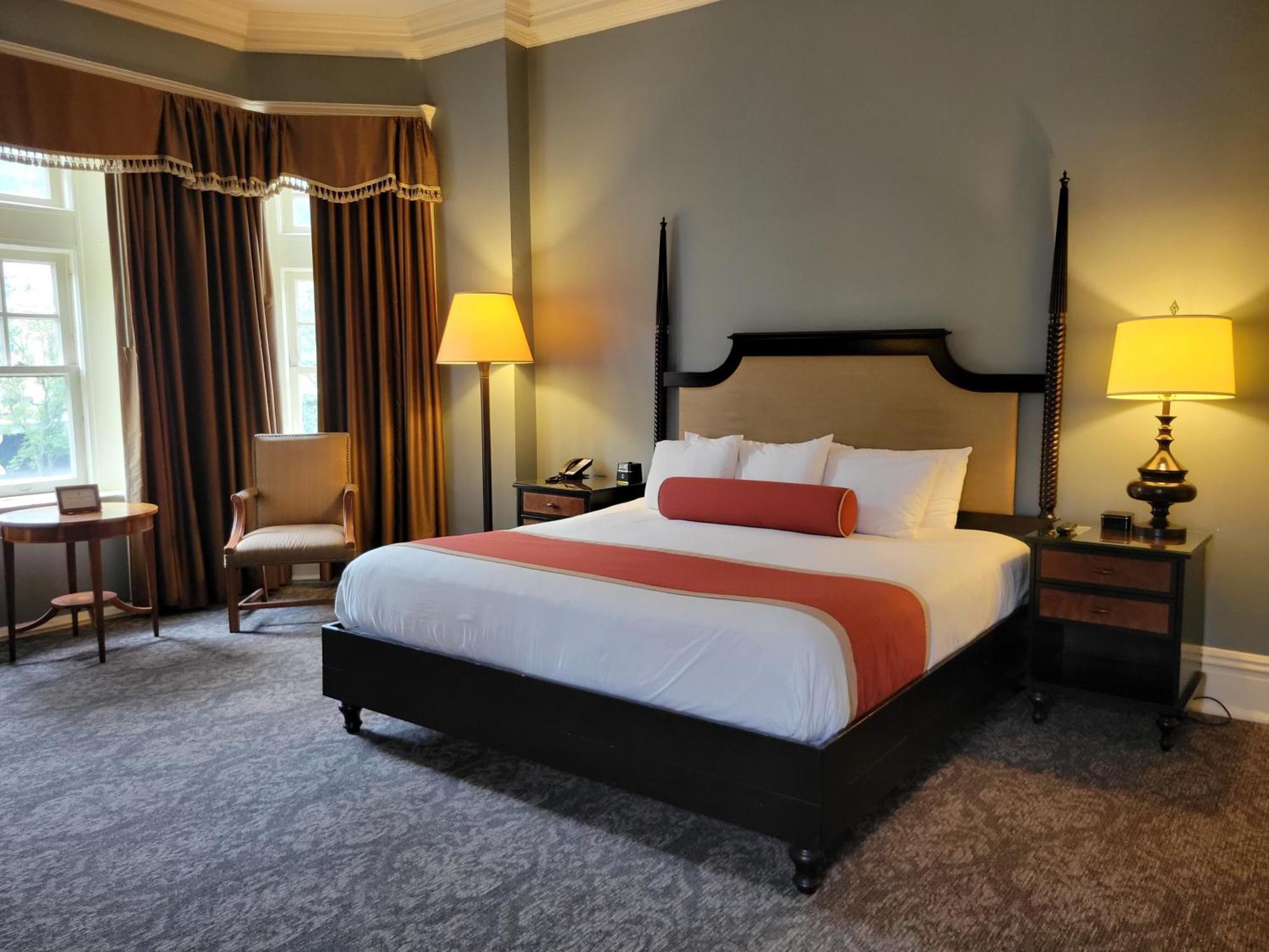 Superior Room King Bed