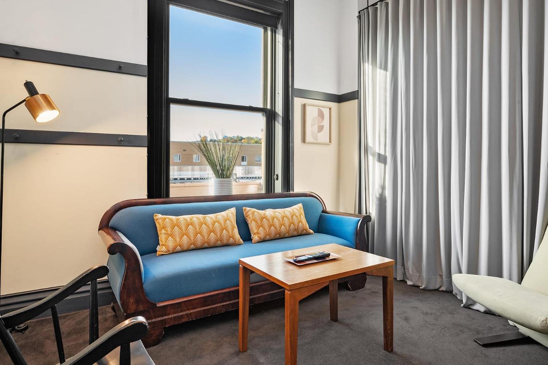 Family Studio (Self Check-in with Virtual Front Desk)