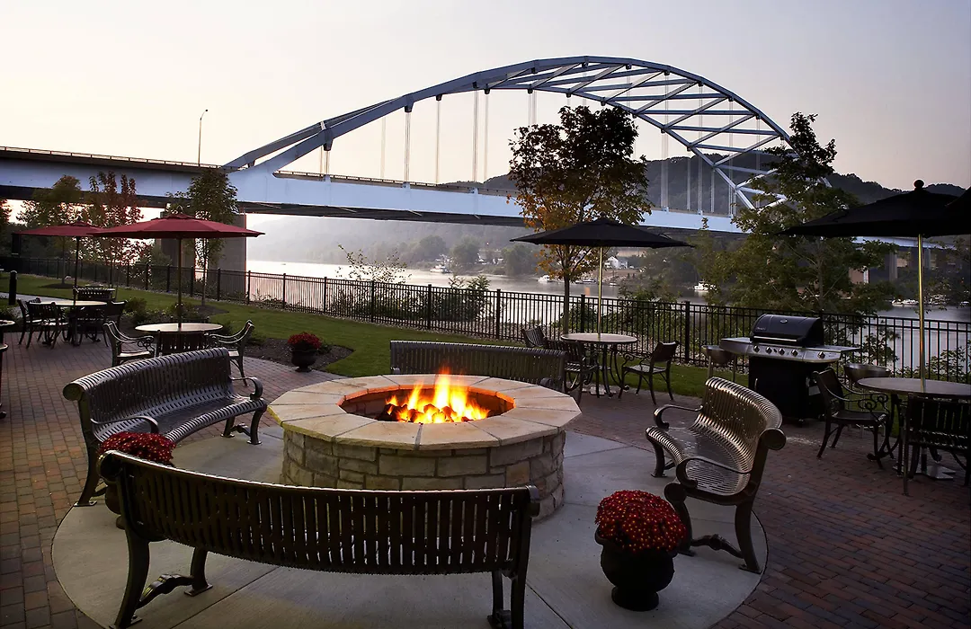 Fairfield Inn & Suites Pittsburgh Neville Island-1