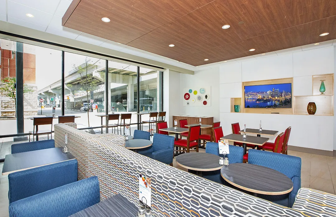 Holiday Inn Express & Suites Pittsburgh North Shore By Ihg-1